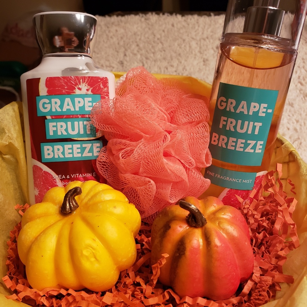 Grapefruit Breeze Gift Basket